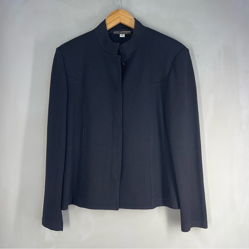 St John Basics 14  Black Santana Knit Button Front Jacket Made In The USA